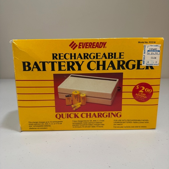 Vintage EVERREADY Battery Charger Model FCC10 Nickel Cadmium Retro 80s 90s Home